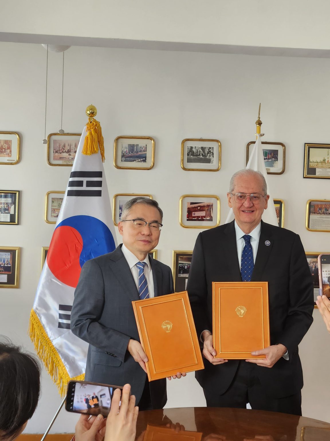 Firma de Memorándum de Entendimiento con la República de Corea